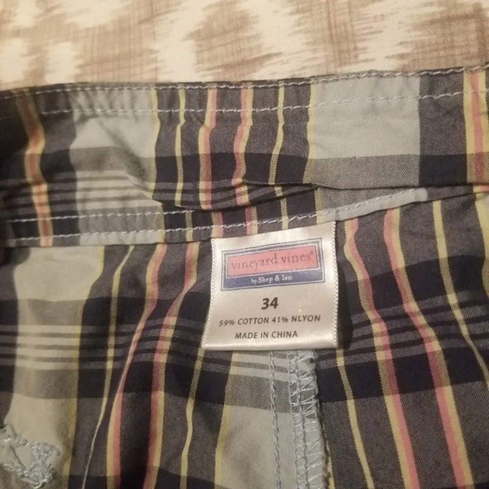 Vineyard Vines this mens